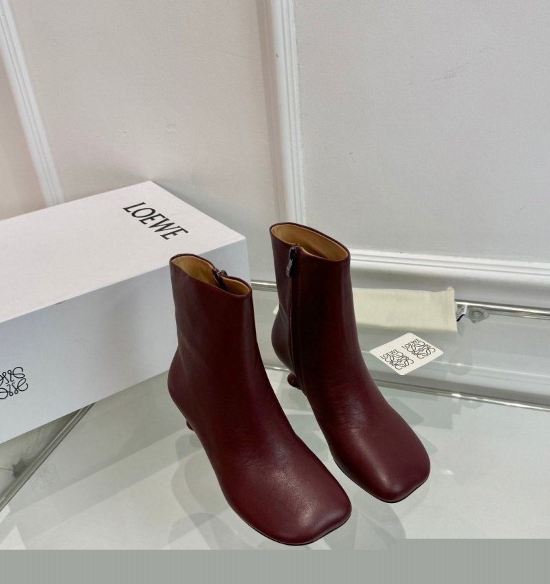 l*ew* boots
